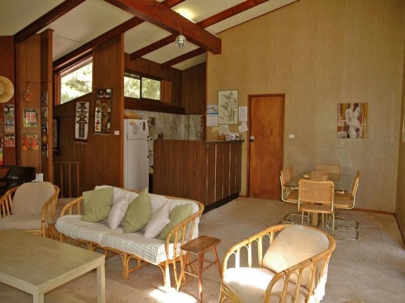 18-20 Denise Drive, Batemans Bay NSW 2536