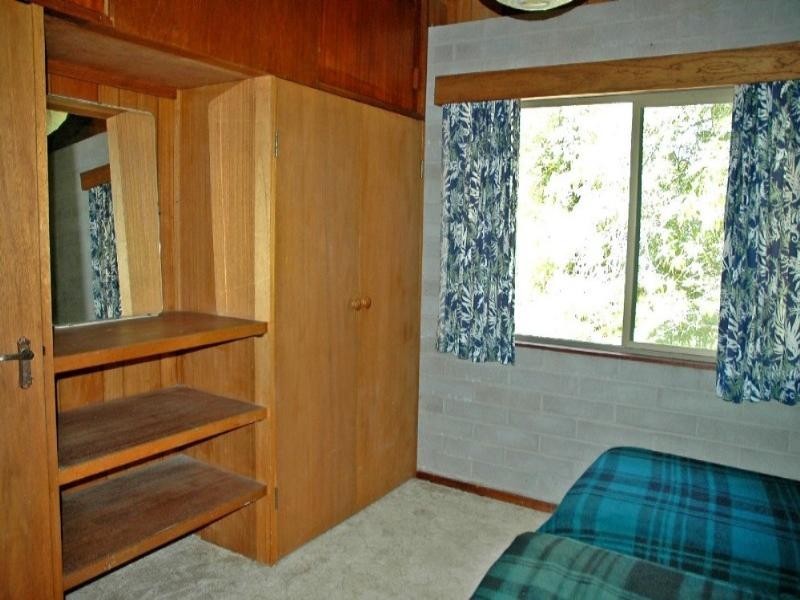 18-20 Denise Drive, Batemans Bay NSW 2536