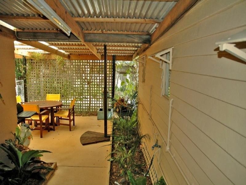 362 Beach Road, Batehaven NSW 2536