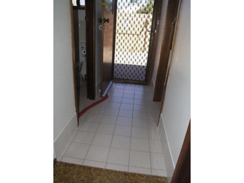 332 Beach Road, Batehaven NSW 2536