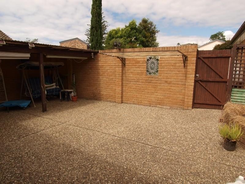 332 Beach Road, Batehaven NSW 2536