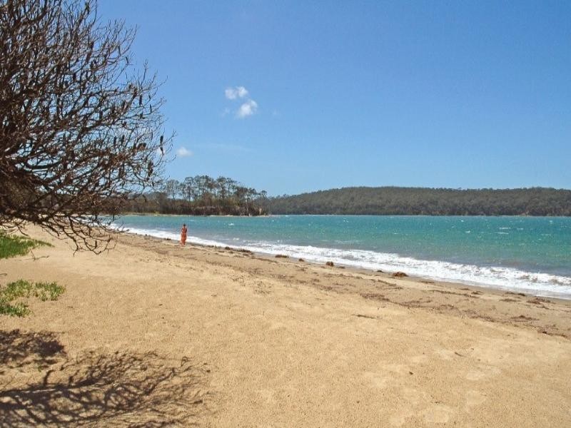 42 Myamba Parade, Batemans Bay NSW 2536