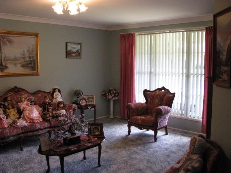 37 Melaleuca Crescent, Batemans Bay NSW 2536