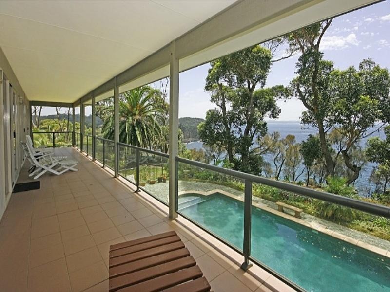 2 Karoo Crescent, Batemans Bay NSW 2536