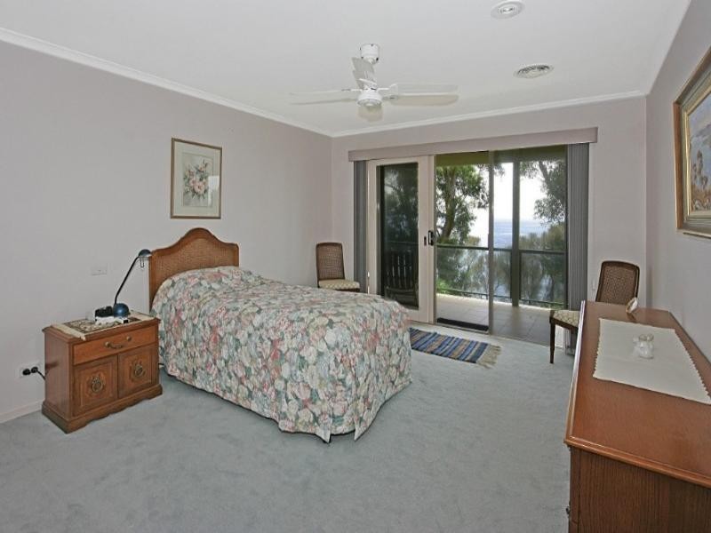 2 Karoo Crescent, Batemans Bay NSW 2536
