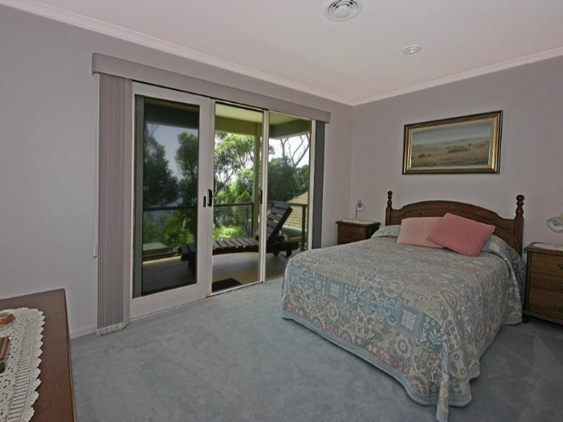 2 Karoo Crescent, Batemans Bay NSW 2536