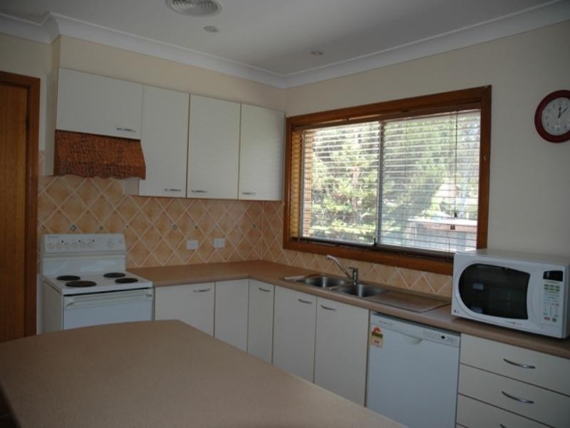 29 Fairview Drive, Batemans Bay NSW 2536