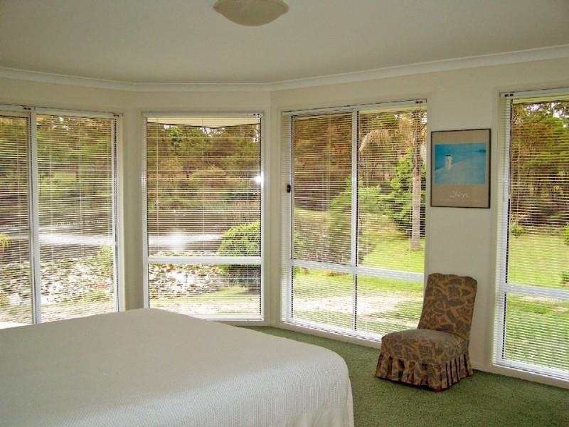 6 Brown Close, Moruya Heads NSW 2537