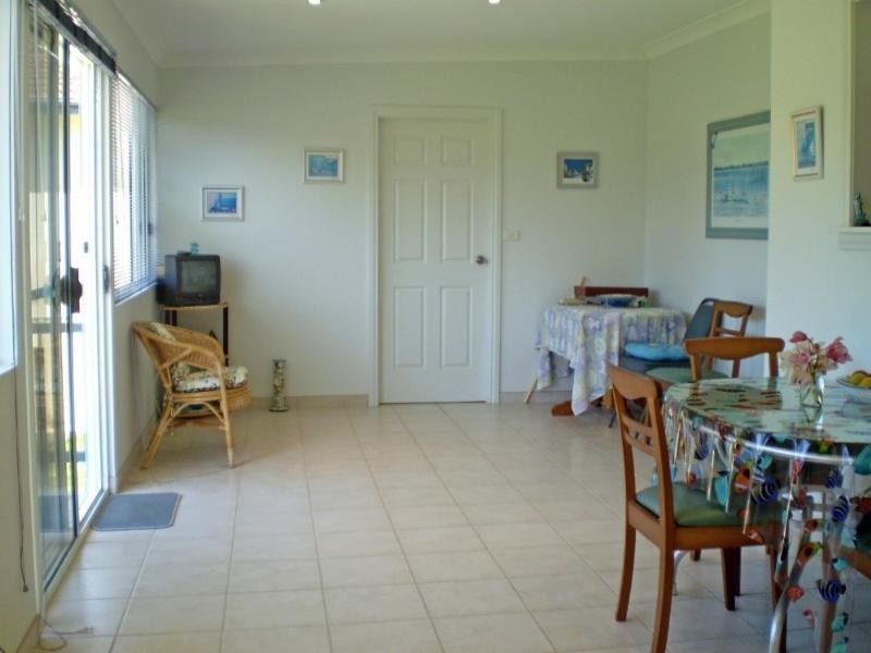 72 Pacific Road, Surf Beach NSW 2536