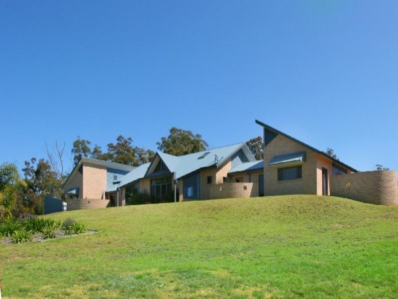 33 Cors Parade, Batemans Bay NSW 2536