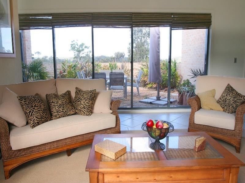 33 Cors Parade, Batemans Bay NSW 2536