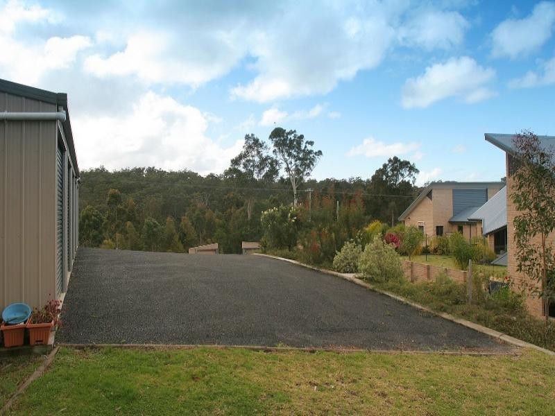 33 Cors Parade, Batemans Bay NSW 2536