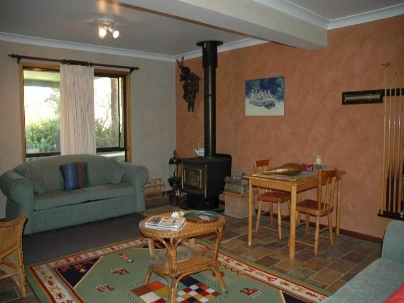 17 Merinda Street, Malua Bay NSW 2536