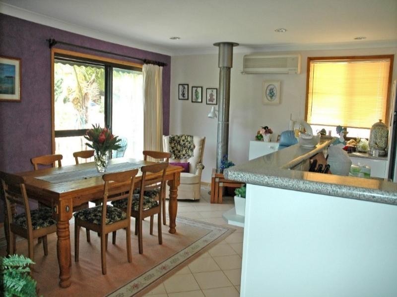 17 Merinda Street, Malua Bay NSW 2536