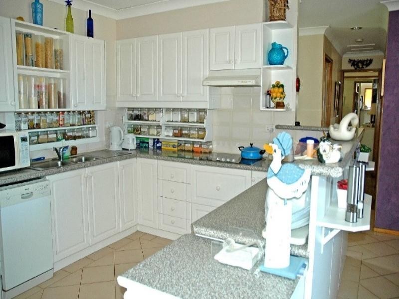 17 Merinda Street, Malua Bay NSW 2536