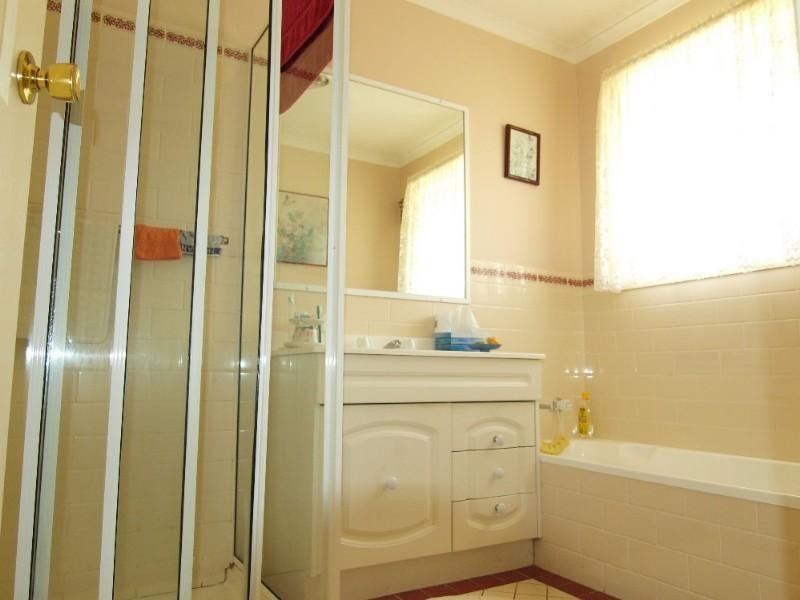 20 Peter Crescent, Batehaven NSW 2536