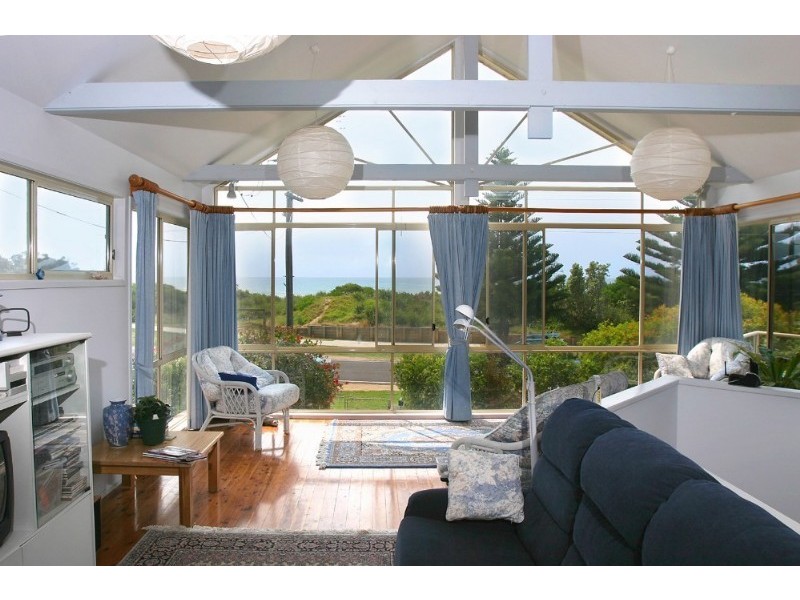 19 Coronation Drive, Broulee NSW 2537