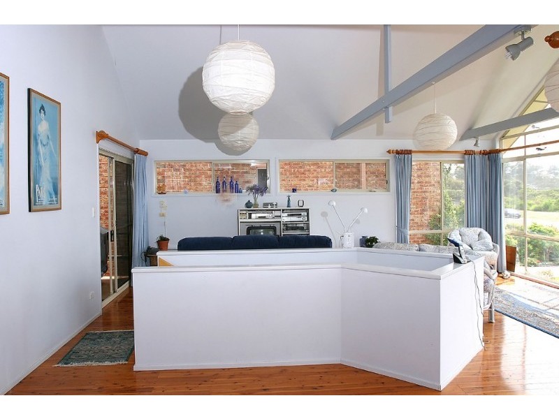 19 Coronation Drive, Broulee NSW 2537