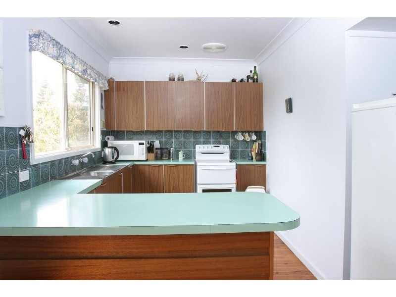 19 Coronation Drive, Broulee NSW 2537