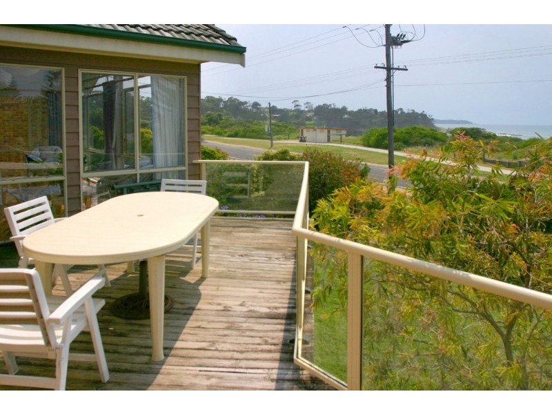 19 Coronation Drive, Broulee NSW 2537