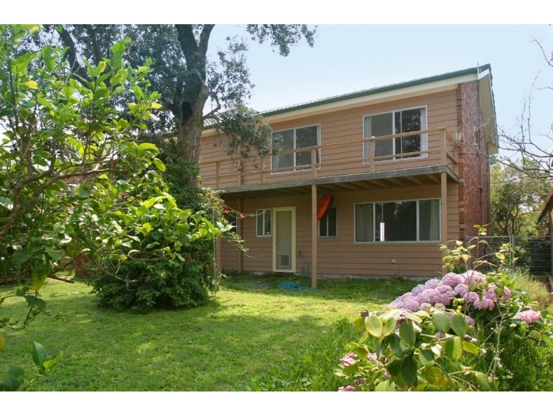 19 Coronation Drive, Broulee NSW 2537