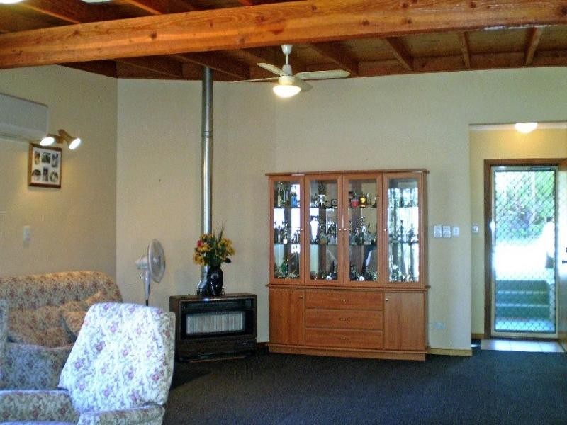 8 Runnyford Road, Nelligen NSW 2536