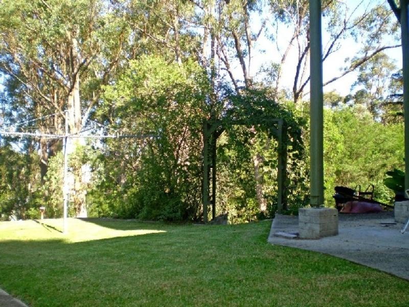 8 Runnyford Road, Nelligen NSW 2536