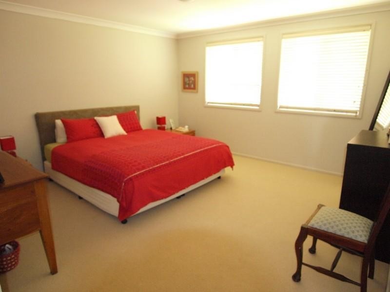 3 Gosse Place, Sunshine Bay NSW 2536