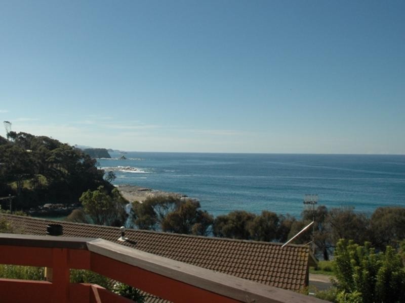 55 Illabunda Drive, Malua Bay NSW 2536