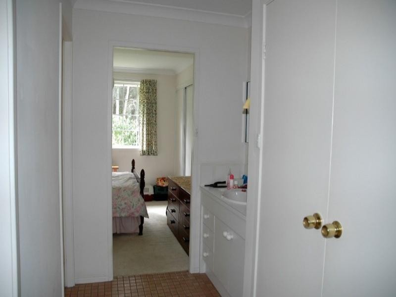 11 Lincoln Crescent, North Batemans Bay NSW 2536