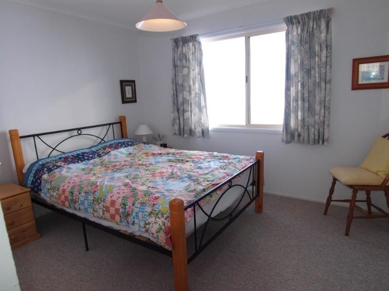 12 South Street, Batemans Bay NSW 2536