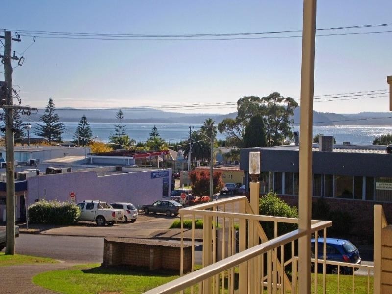 2/10 Corrigans Crescent, Batehaven NSW 2536