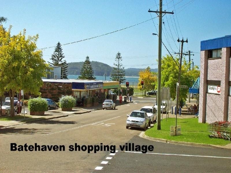 1/10 Corrigans Crescent, Batehaven NSW 2536
