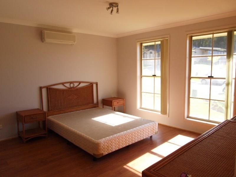 5 Correa Place, Batemans Bay NSW 2536