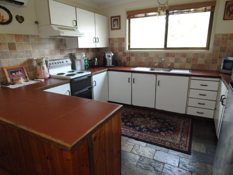 19 Clare Crescent, Batehaven NSW 2536