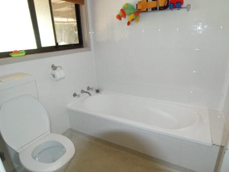 19 Clare Crescent, Batehaven NSW 2536