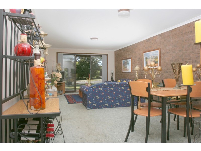 2/12 Parker Avenue, Surf Beach NSW 2536