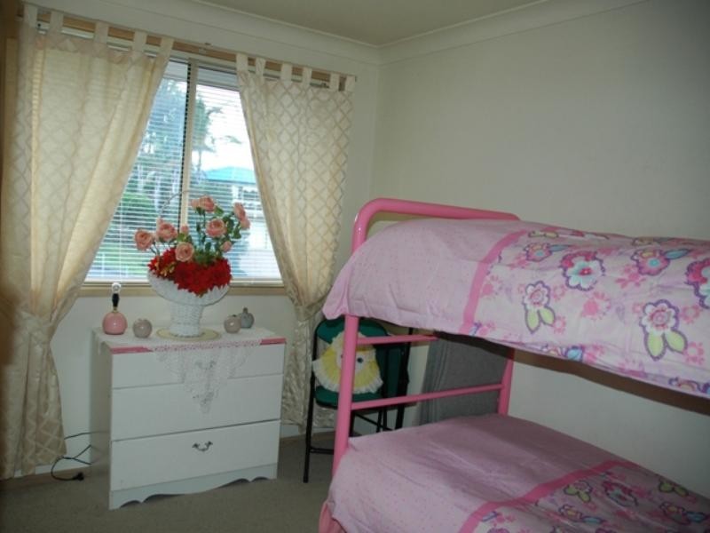 11 Hawks Nest Place, Batemans Bay NSW 2536