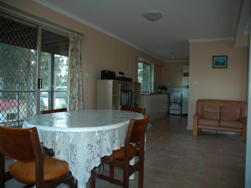 11 Hawks Nest Place, Batemans Bay NSW 2536