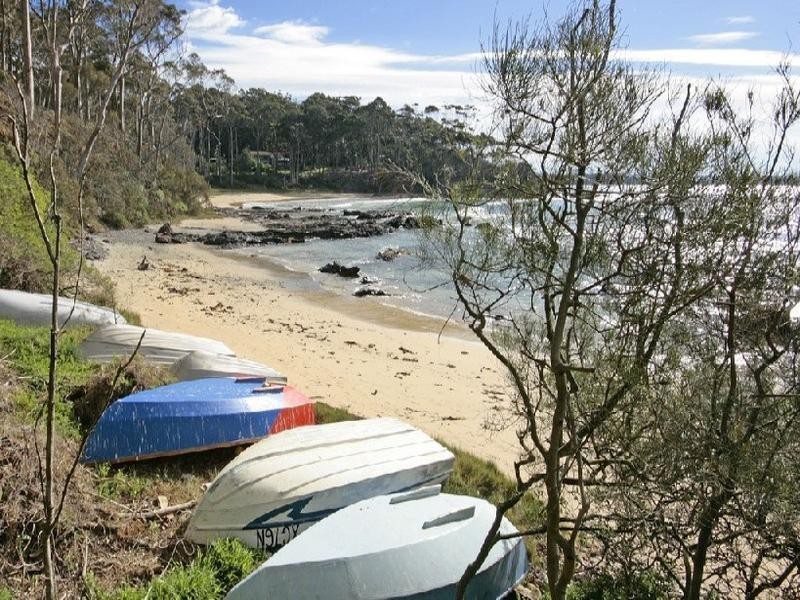 16 Lilli Pilli Road, Batemans Bay NSW 2536