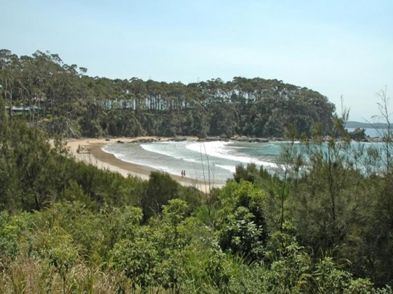 16 Lilli Pilli Road, Batemans Bay NSW 2536