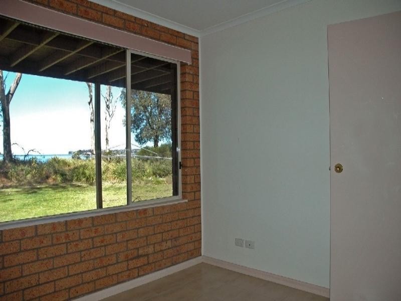 1 + 2/68 Myamba Parade, Surfside NSW 2536