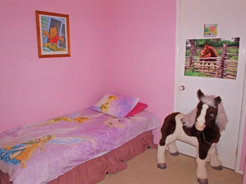 11 Angophora Place, Batemans Bay NSW 2536