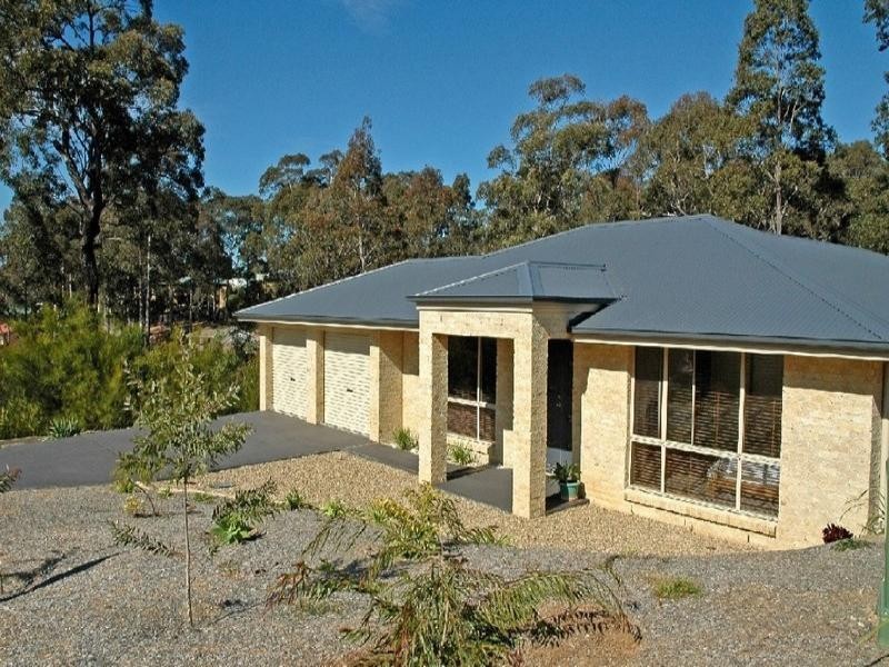 8 Bunderra Circuit, Lilli Pilli NSW 2536