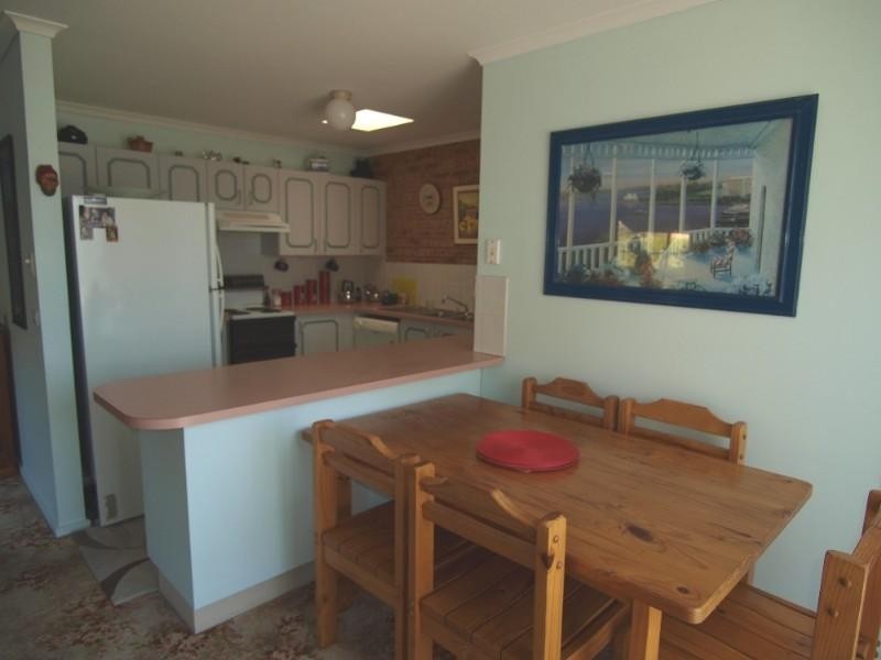 1/5 Drinnan Close, Surf Beach NSW 2536