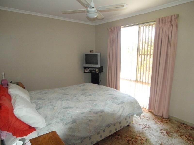 1/5 Drinnan Close, Surf Beach NSW 2536