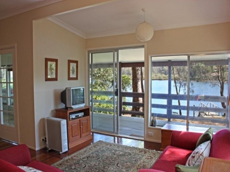 21 Sproxtons Lane, Nelligen NSW 2536