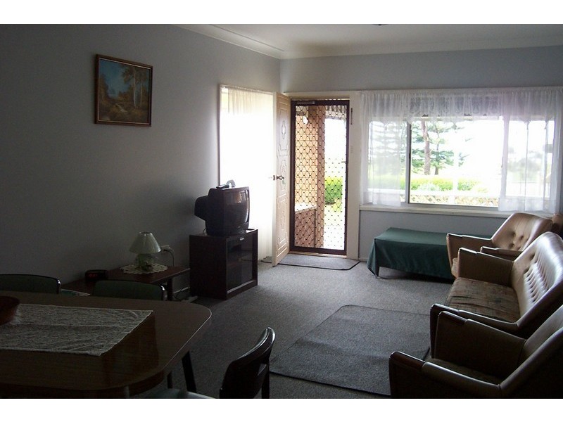 1/662 Beach Road, Surf Beach NSW 2536