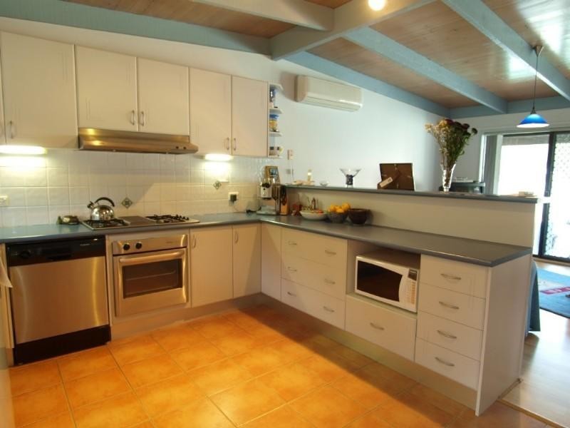 26 Flinders Way, Surf Beach NSW 2536