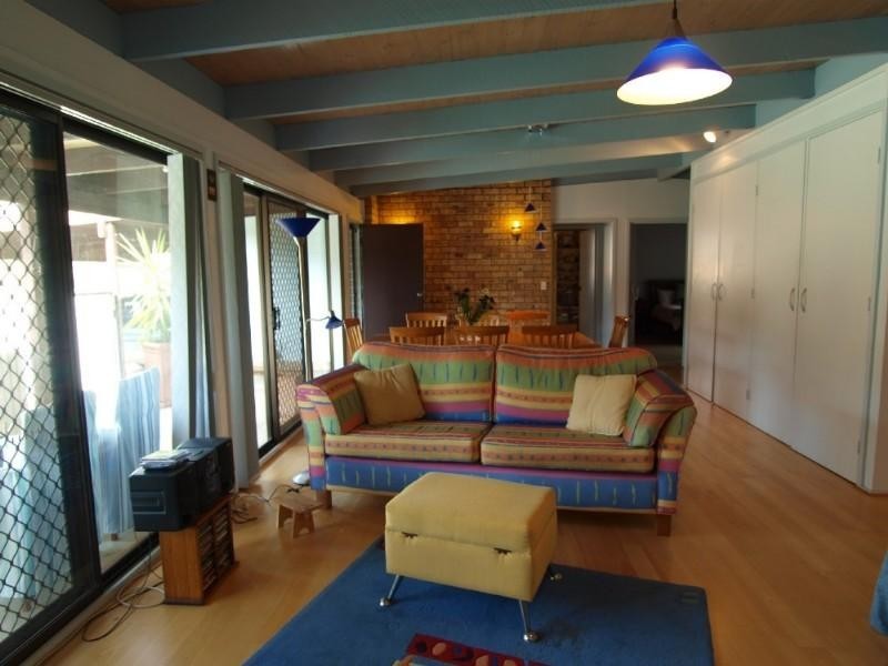 26 Flinders Way, Surf Beach NSW 2536